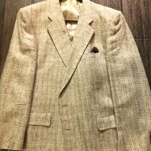 Beautiful Countess Mara Sport coat 48R excellent condition